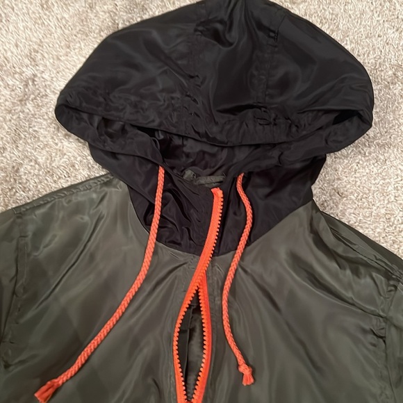 2 pc windbreaker skirt set - Picture 7 of 14